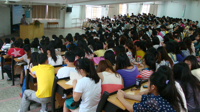 福州大学永利23411集团院长庄穆教授来我院讲学2.jpg